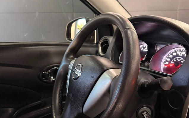 imagem-https://www.socarrao.com.br/sc-vehicle-images-prod/3880683/1789576522023-003_290fa742972a0190134d482e785270f6.jpeg