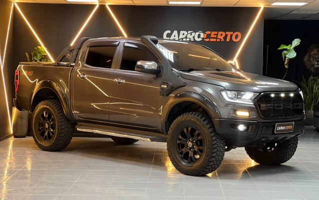 imagem-https://www.socarrao.com.br/sc-vehicle-images-prod/3880751/1789576618750-EiKJVHmIbu7OyFfT80RRdYQ0UslWh0mU.jpg