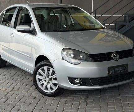 Volkswagen Polo 2013 Prata — foto 1 de 3