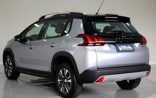 imagem-https://www.socarrao.com.br/sc-vehicle-images-prod/3880871/1789576764218-2_010041.jpg