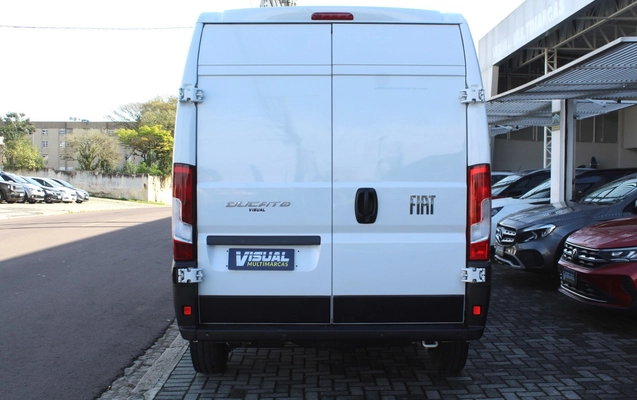 imagem-https://www.socarrao.com.br/sc-vehicle-images-prod/3881106/1789577046826-1_100457.jpg