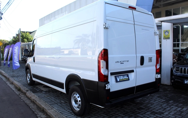 imagem-https://www.socarrao.com.br/sc-vehicle-images-prod/3881106/1789577046828-2_100457.jpg