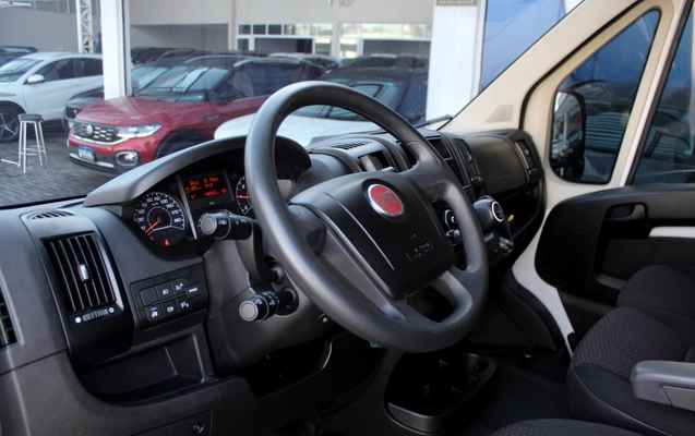imagem-https://www.socarrao.com.br/sc-vehicle-images-prod/3881106/1789577046830-8_100458.jpg