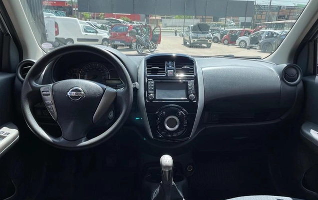 imagem-https://www.socarrao.com.br/sc-vehicle-images-prod/3881146/1789577123626-8429496_5_B_7a6d43f204.jpeg