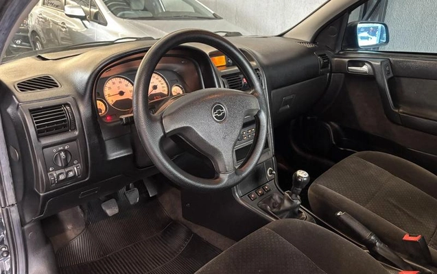 imagem-https://www.socarrao.com.br/sc-vehicle-images-prod/3881280/1789577286255-7835606_0_B_99d9cbf5bb.jpeg