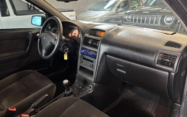 imagem-https://www.socarrao.com.br/sc-vehicle-images-prod/3881280/1789577286260-7835606_10_B_e076ba9435.jpeg