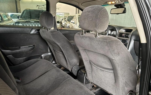imagem-https://www.socarrao.com.br/sc-vehicle-images-prod/3881280/1789577286263-7835606_15_B_fbd1566369.jpeg