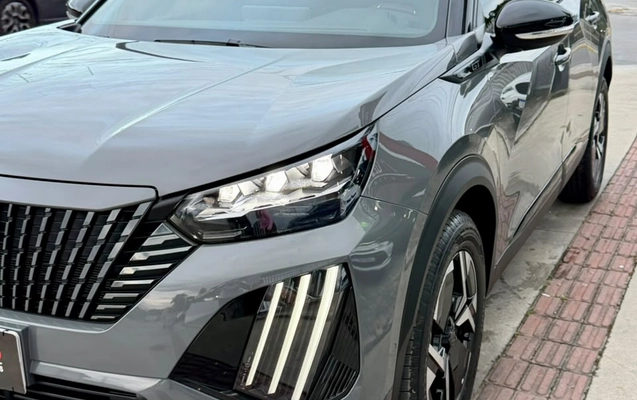 imagem-https://www.socarrao.com.br/sc-vehicle-images-prod/3881335/1789577341287-003_d379daf7a3fb9af9a476f3f5f0778bcd.jpeg
