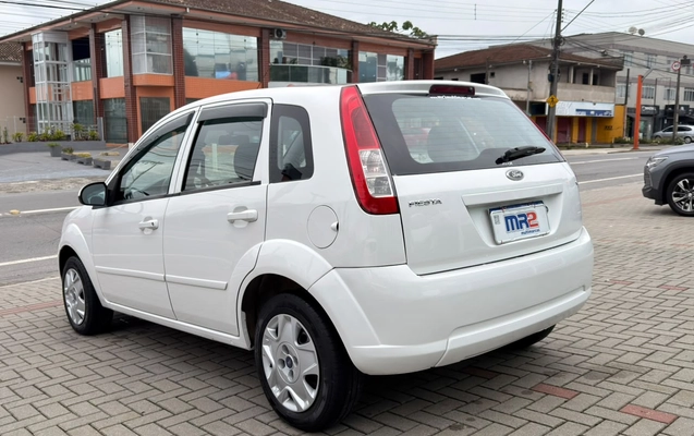 imagem-https://www.socarrao.com.br/sc-vehicle-images-prod/3881443/1789577572411-003_7269c77be6ea8c4d63370795415569f0.jpeg