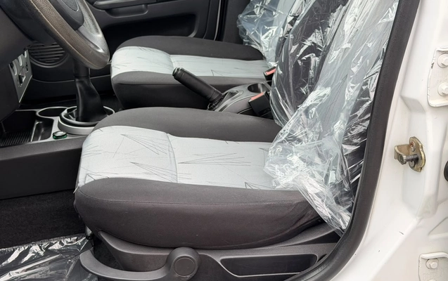 imagem-https://www.socarrao.com.br/sc-vehicle-images-prod/3881443/1789577572424-003_74b9de82ba493fa7662b0efcd3fd3536.jpeg