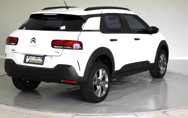 imagem-https://www.socarrao.com.br/sc-vehicle-images-prod/3881445/1789577590751-3_052805.jpg
