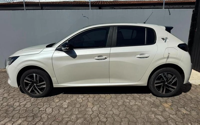 imagem-https://www.socarrao.com.br/sc-vehicle-images-prod/3881503/1789581883572-8400144_26_B_69301846c5.jpeg