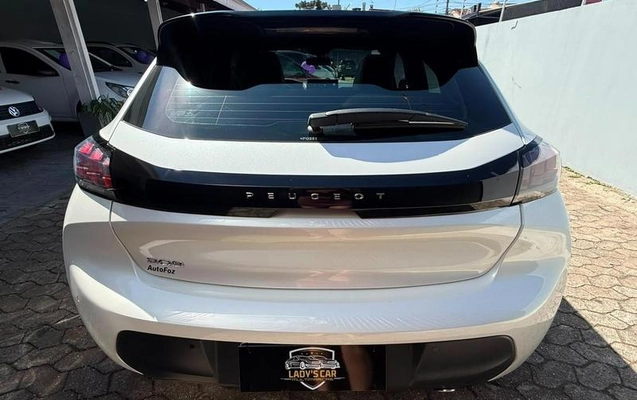 imagem-https://www.socarrao.com.br/sc-vehicle-images-prod/3881503/1789581883573-8400144_8_B_a6637012ce.jpeg