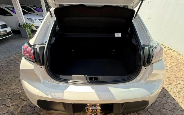 imagem-https://www.socarrao.com.br/sc-vehicle-images-prod/3881503/1789581883575-8400144_8_B_e2b8bf0f23.jpeg