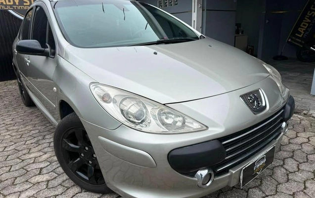 imagem-https://www.socarrao.com.br/sc-vehicle-images-prod/3881525/1789577865979-8368706_18_B_b4f3f91ed8.jpeg