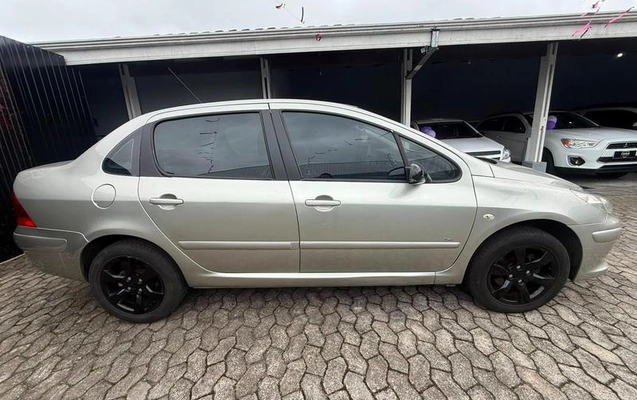 imagem-https://www.socarrao.com.br/sc-vehicle-images-prod/3881525/1789577865984-8368706_15_B_da29f88bf6.jpeg