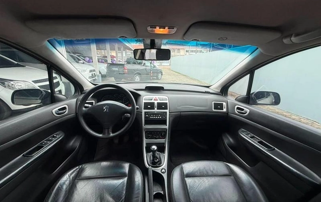 imagem-https://www.socarrao.com.br/sc-vehicle-images-prod/3881525/1789577865995-8368706_4_B_54b107ebd6.jpeg