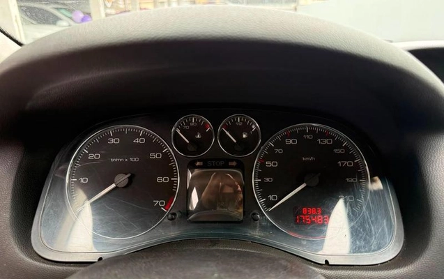 imagem-https://www.socarrao.com.br/sc-vehicle-images-prod/3881525/1789577866002-8368706_0_B_3c5df079b0.jpeg