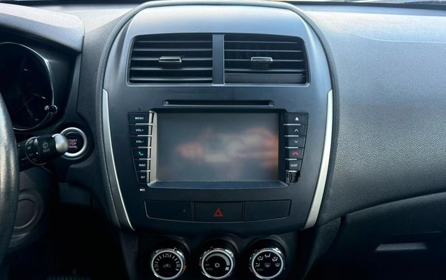 imagem-https://www.socarrao.com.br/sc-vehicle-images-prod/3881528/1789577881200-8171525_1_B_e9edfd3f32.jpeg