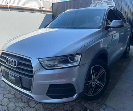 Audi Q3 2018 Prata — foto 1 de 3