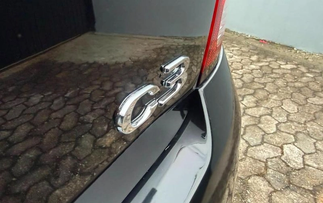 imagem-https://www.socarrao.com.br/sc-vehicle-images-prod/3881536/1789577910195-8356366_15_B_6c76f1fbc5.jpeg