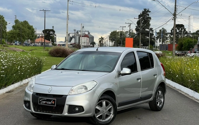 imagem-https://www.socarrao.com.br/sc-vehicle-images-prod/3881561/1789590558927-V2hhdHNBcHAgSW1hZ2UgMjAyNi0wOS0xNSBhdCAxNi41OC41OCAoMSkuanBlZw.jpeg