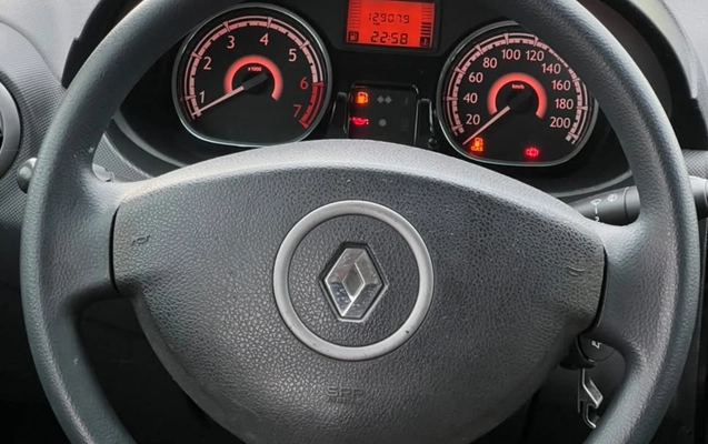 imagem-https://www.socarrao.com.br/sc-vehicle-images-prod/3881561/1789590559355-V2hhdHNBcHAgSW1hZ2UgMjAyNi0wOS0xNSBhdCAxNi41OC41OCAoOCkuanBlZw.jpeg