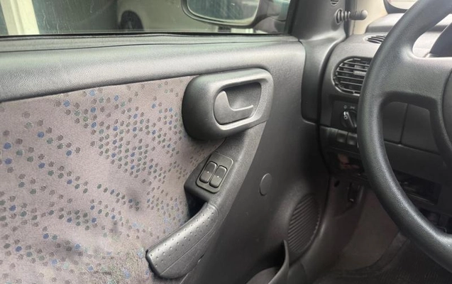 imagem-https://www.socarrao.com.br/sc-vehicle-images-prod/3881595/1789578053176-8346887_9_B_b968d40f73.jpeg