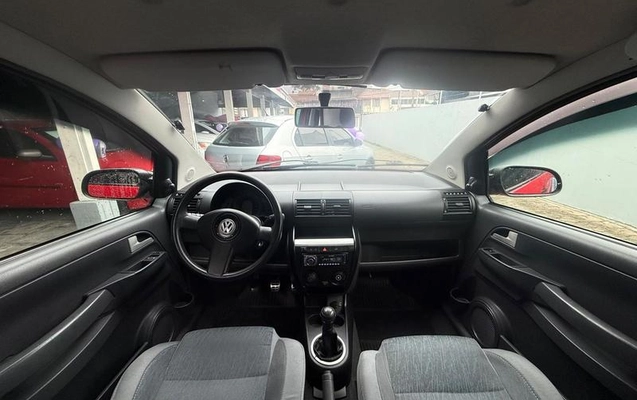 imagem-https://www.socarrao.com.br/sc-vehicle-images-prod/3881612/1789581824140-8366818_8_B_68c7908600.jpeg