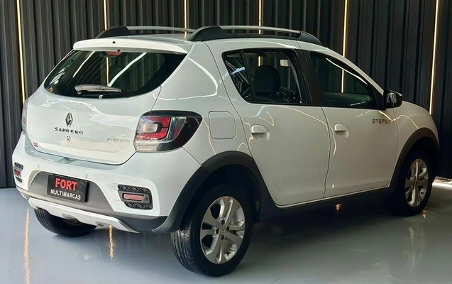 imagem-https://www.socarrao.com.br/sc-vehicle-images-prod/3881621/1789656214447-8477868_0_B_d131f6d4e6.jpeg