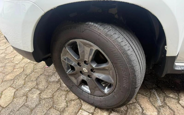 imagem-https://www.socarrao.com.br/sc-vehicle-images-prod/3881636/1789578130662-8345189_23_B_9d8fdab18f.jpeg