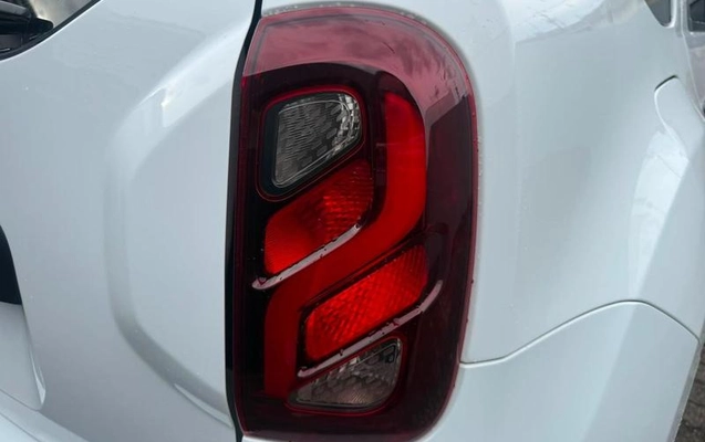 imagem-https://www.socarrao.com.br/sc-vehicle-images-prod/3881636/1789578130674-8345189_15_B_e336912764.jpeg