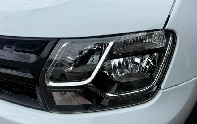 imagem-https://www.socarrao.com.br/sc-vehicle-images-prod/3881636/1789578130676-8345189_15_B_0d7fd08087.jpeg