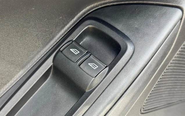 imagem-https://www.socarrao.com.br/sc-vehicle-images-prod/3881697/1789578262634-8470894_10_B_114f26334a.jpeg
