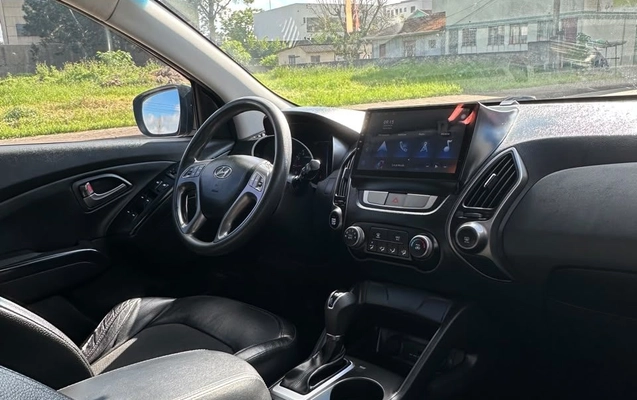 imagem-https://www.socarrao.com.br/sc-vehicle-images-prod/3881927/1789579734687-fa2791f6f1f54d8083be3e5e3588b8eb_1789578365671.jpg