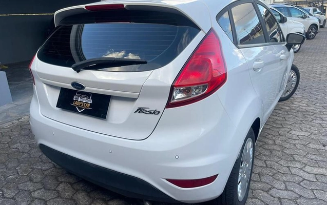 imagem-https://www.socarrao.com.br/sc-vehicle-images-prod/3881940/1789578612196-7817185_18_B_0b935a9ef8.jpeg