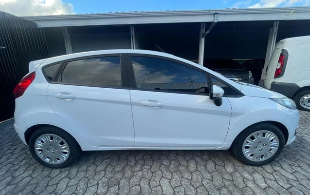 imagem-https://www.socarrao.com.br/sc-vehicle-images-prod/3881940/1789578612200-7817185_0_B_3aeafa24cd.jpeg