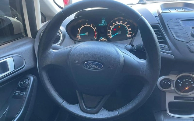 imagem-https://www.socarrao.com.br/sc-vehicle-images-prod/3881940/1789578612234-7817185_1_B_7609a33bce.jpeg