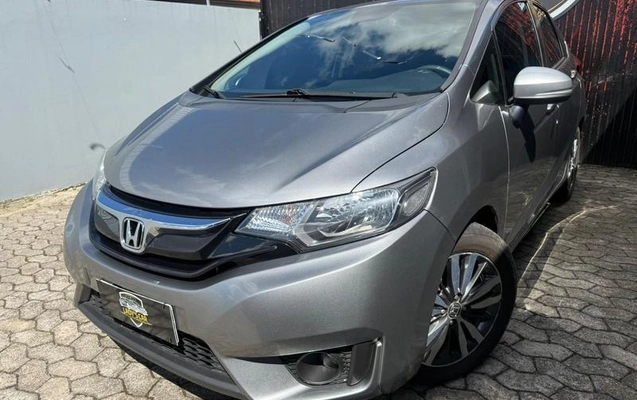 imagem-https://www.socarrao.com.br/sc-vehicle-images-prod/3881946/1789578637714-8444622_12_B_290ea1ac3e.jpeg