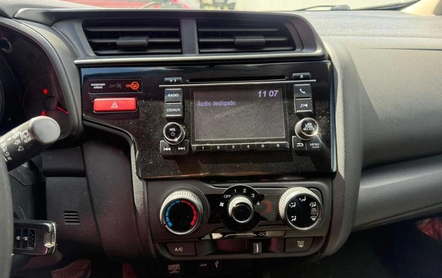 imagem-https://www.socarrao.com.br/sc-vehicle-images-prod/3881946/1789578637743-8444622_23_B_f995fe8c5c.jpeg