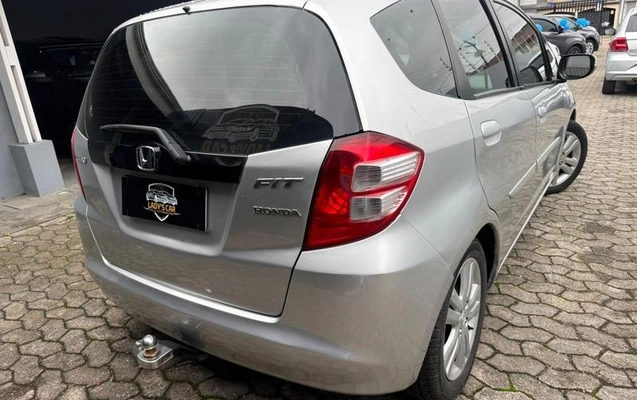 imagem-https://www.socarrao.com.br/sc-vehicle-images-prod/3881957/1789578652021-8101758_20_B_80ea07dace.jpeg