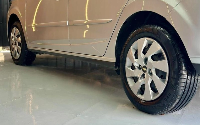 imagem-https://www.socarrao.com.br/sc-vehicle-images-prod/3881978/1789579895990-8477761_7_B_65f470f8d0.jpeg