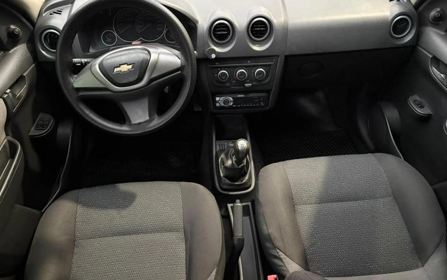 imagem-https://www.socarrao.com.br/sc-vehicle-images-prod/3882276/1789581588658-8451898_5_B_e8f251da51.jpeg