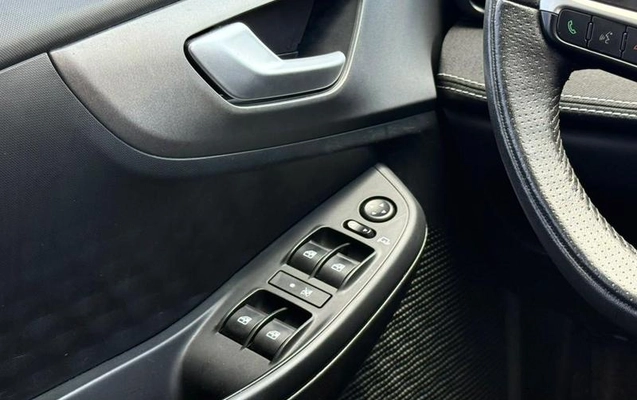 imagem-https://www.socarrao.com.br/sc-vehicle-images-prod/3882278/1790014662475-8482526_5_B_8a3e8a8523.jpeg