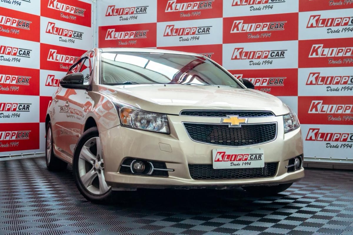 Chevrolet Cruze HB Sport LTZ 1.8 16V FlexP. 5p Aut na cor Bege no Alvorada / RS - 38823