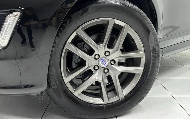 imagem-https://www.socarrao.com.br/sc-vehicle-images-prod/3882328/1789653907221-4663338_18_B_b290ce2aba.jpeg