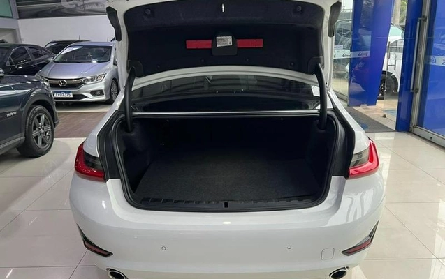 imagem-https://www.socarrao.com.br/sc-vehicle-images-prod/3882349/1789579271701-8437639_8_B_a230f1a6bf.jpeg