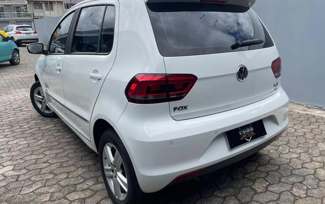 imagem-https://www.socarrao.com.br/sc-vehicle-images-prod/3882396/1789579394047-7797191_21_B_99cf2c3376.jpeg