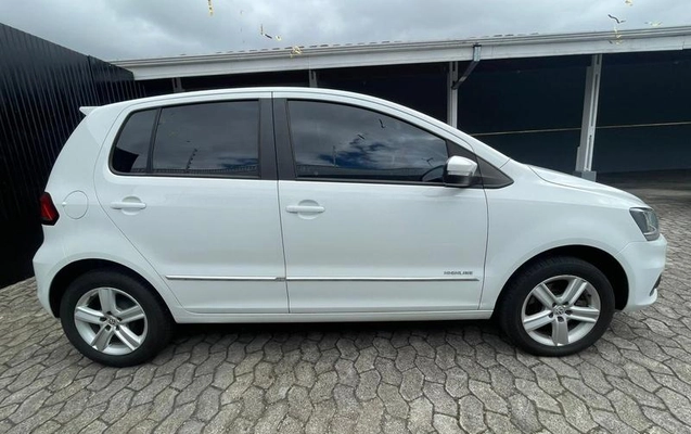 imagem-https://www.socarrao.com.br/sc-vehicle-images-prod/3882396/1789579394049-7797191_15_B_4488fe02d7.jpeg