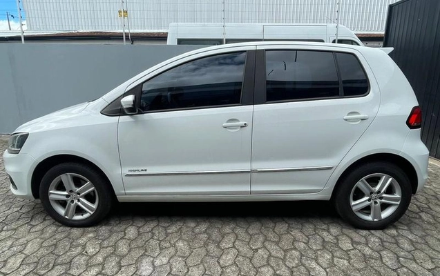 imagem-https://www.socarrao.com.br/sc-vehicle-images-prod/3882396/1789579394051-7797191_15_B_18747e7143.jpeg